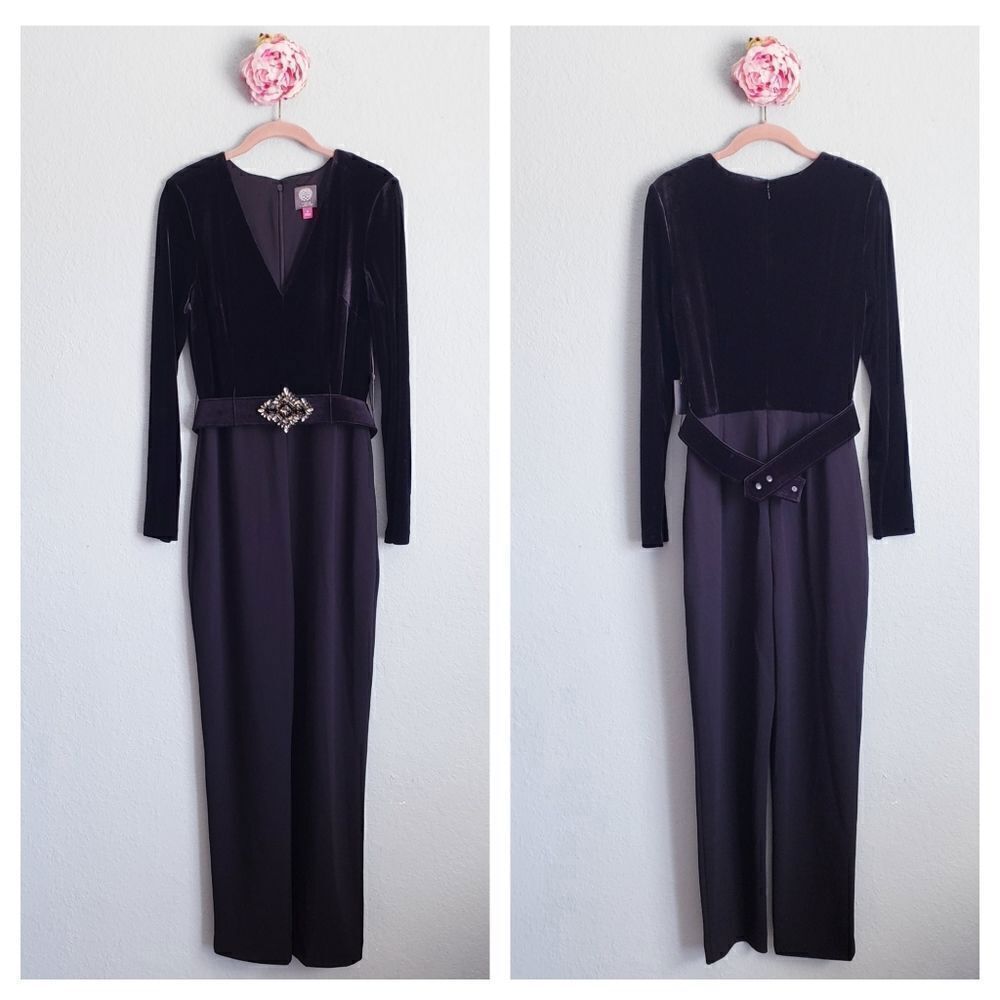 Vince Camuto Black Velvet V-neck Long Sleeve Embellished Buckle‎ Jumpsuit